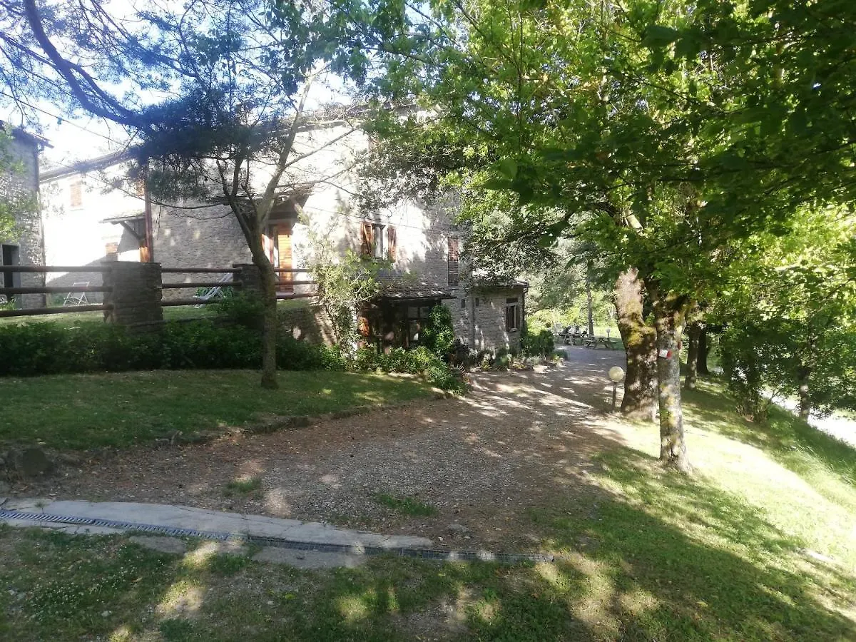 Farm stay Agriturismo Il Poggiolo Villa Casola Valsenio Italy